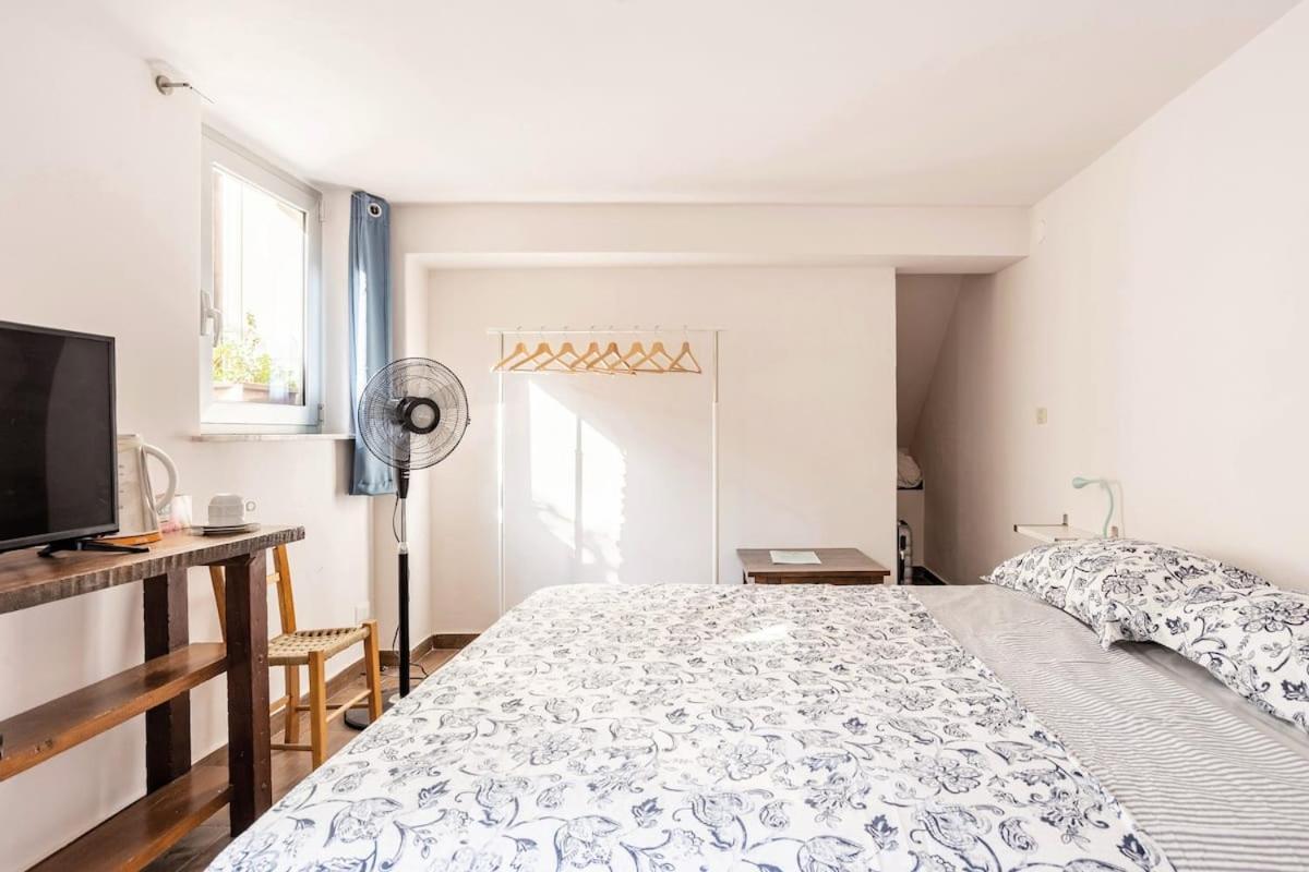 Home Rising Sun - Rooms With Private Bathrooms كاتانيا المظهر الخارجي الصورة