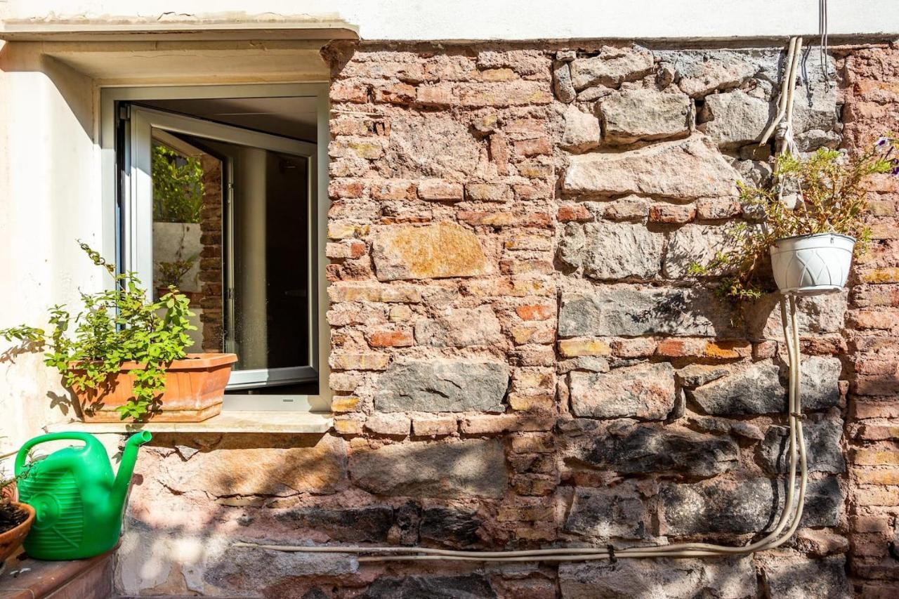 Home Rising Sun - Rooms With Private Bathrooms كاتانيا المظهر الخارجي الصورة