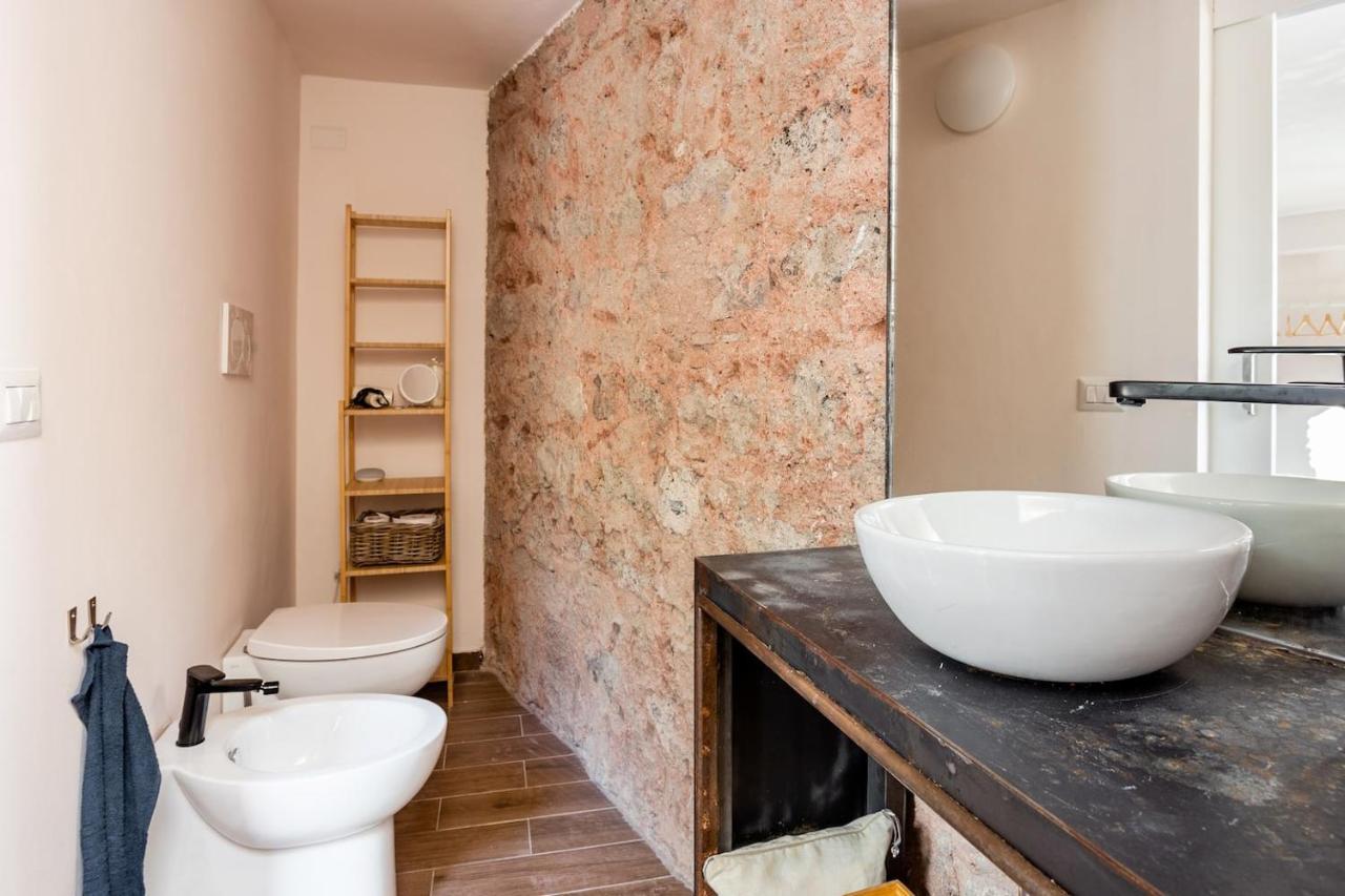 Home Rising Sun - Rooms With Private Bathrooms كاتانيا المظهر الخارجي الصورة
