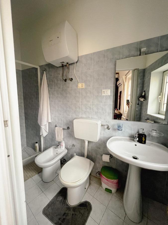 Home Rising Sun - Rooms With Private Bathrooms كاتانيا المظهر الخارجي الصورة