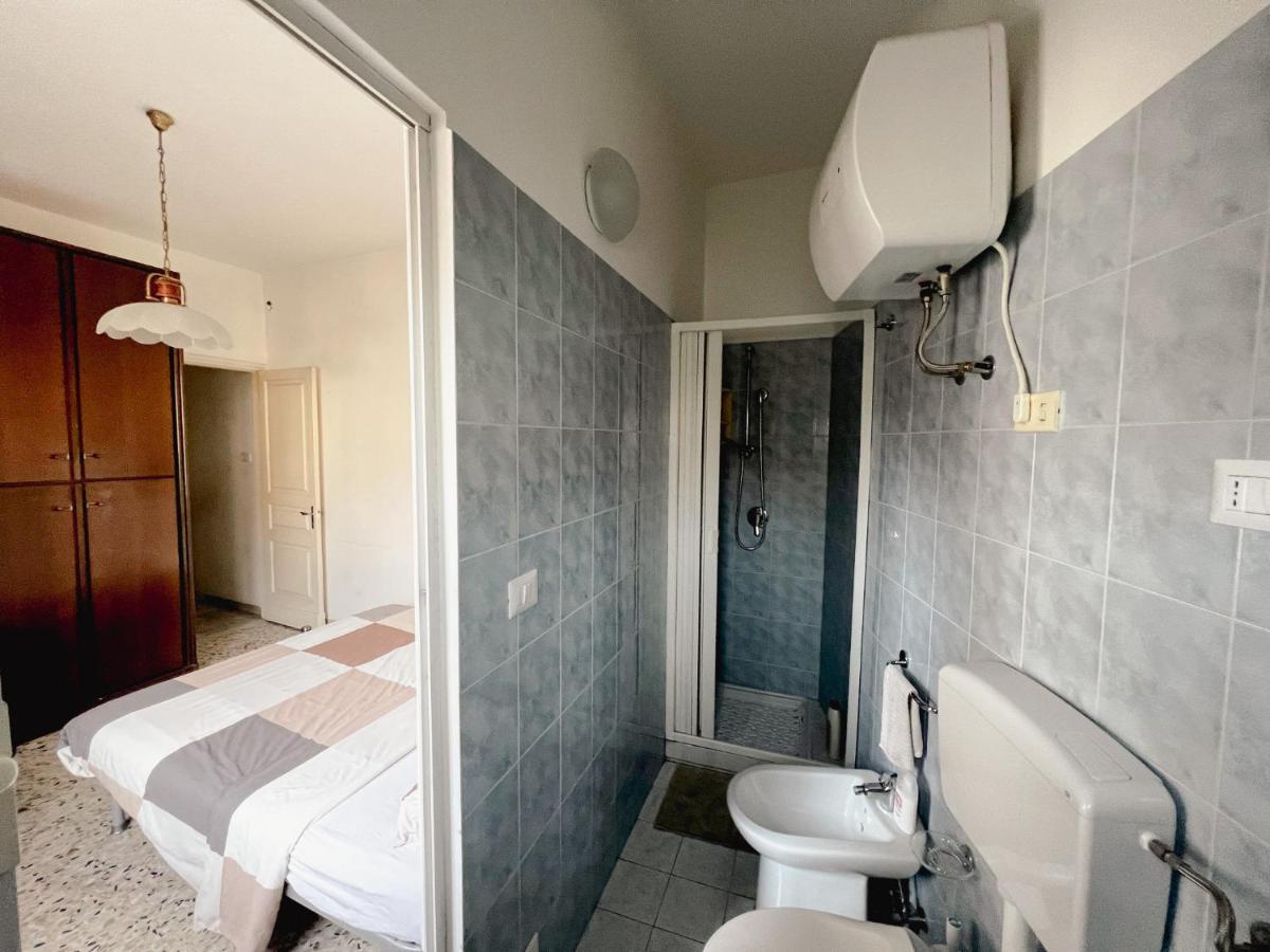 Home Rising Sun - Rooms With Private Bathrooms كاتانيا المظهر الخارجي الصورة