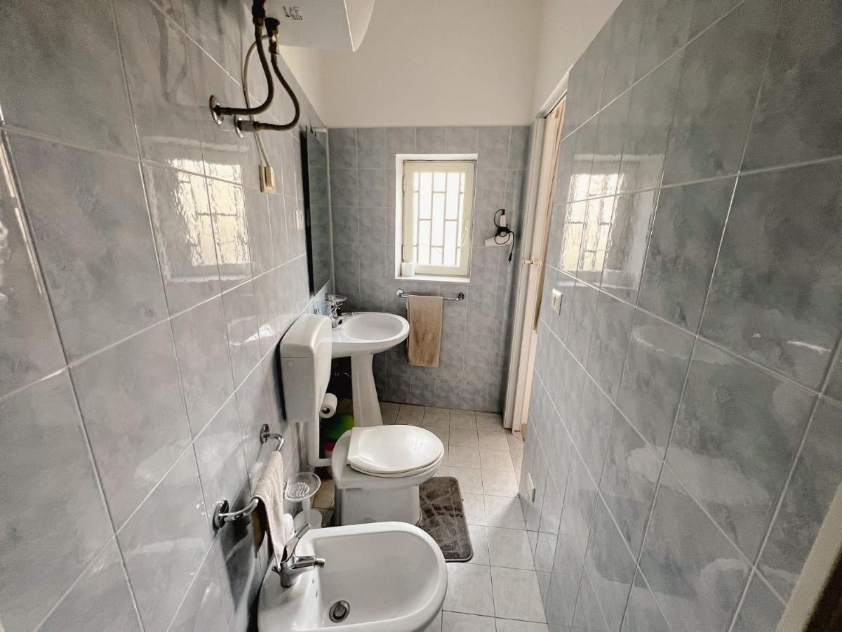Home Rising Sun - Rooms With Private Bathrooms كاتانيا المظهر الخارجي الصورة