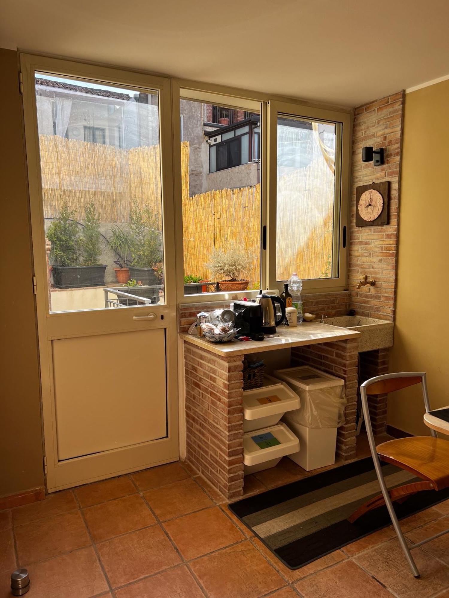 Home Rising Sun - Rooms With Private Bathrooms كاتانيا المظهر الخارجي الصورة